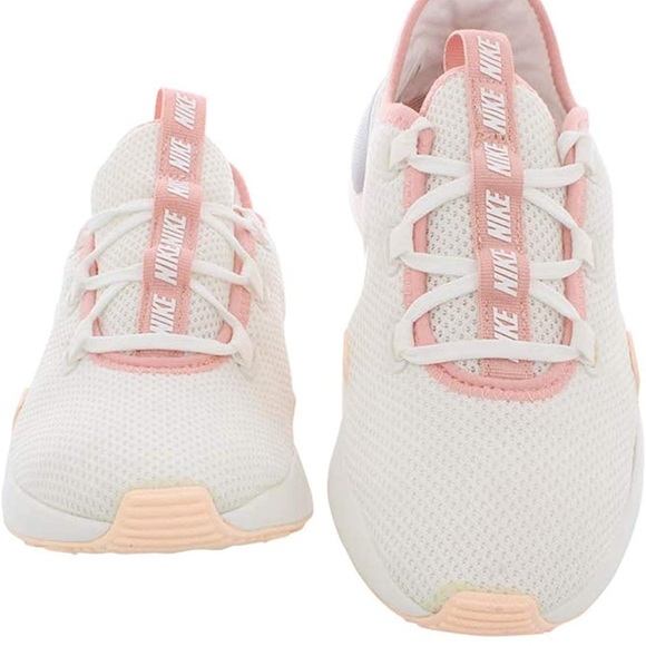 ashin modern nike womens